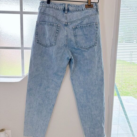 Garage Two Toned Boyfrend/ankle Style Jeans - Picture 3 of 3